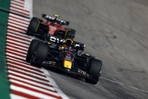  MAX Verstappen célèbre sa 50e victoire en Grand Prix de F1 aux États-Unis