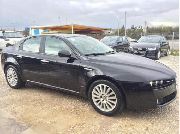 à Vendre Alfa Romeo 159 Ben Arous, Ezzahra Ref UC13565