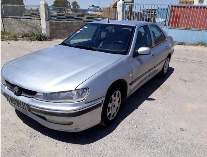 à Vendre Peugeot 406  Medenine, Medenine Nord Ref UC13979